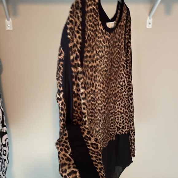 Great Michael Kors top - Picture 4 of 8